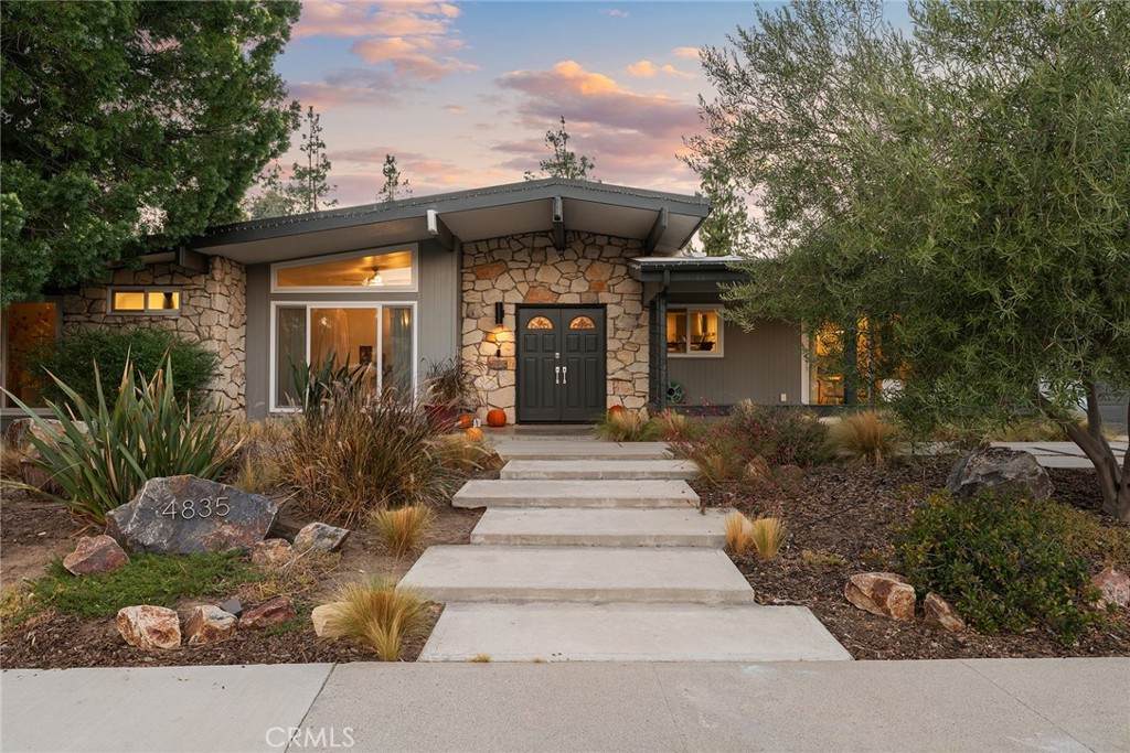 4835 Almidor Avenue - Photo 1