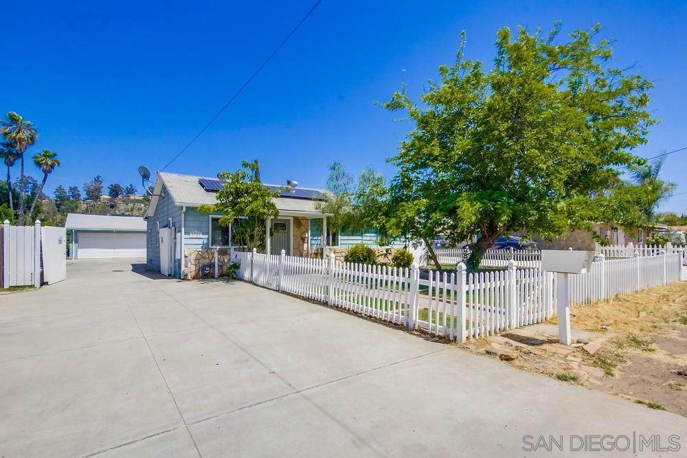 https://bt-photos.global.ssl.fastly.net/socal/orig_boomver_1_412449050-2.jpg