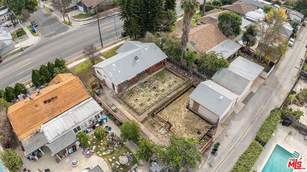 7439 Mason Avenue - Photo 1