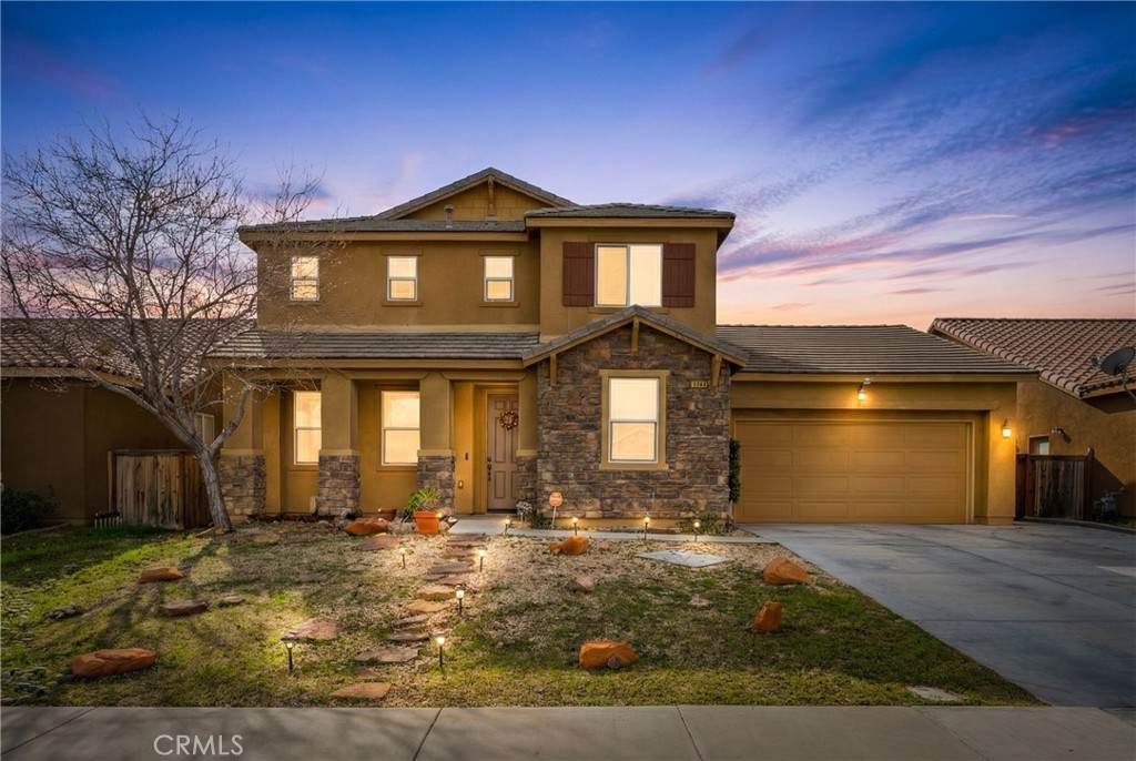 3424 Stetson - Photo 1
