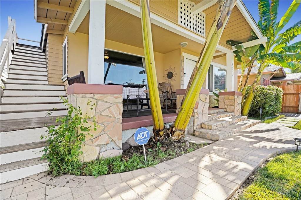 https://bt-photos.global.ssl.fastly.net/socal/orig_boomver_1_412481138-2.jpg