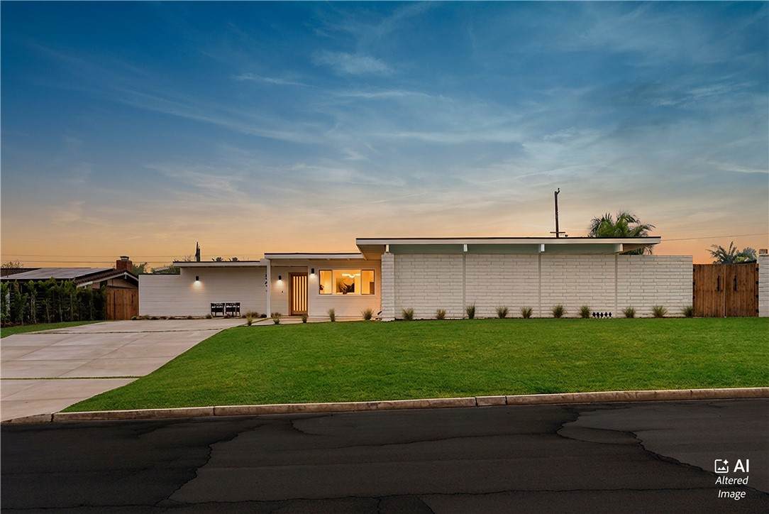 5471 Jonesboro - Photo 1