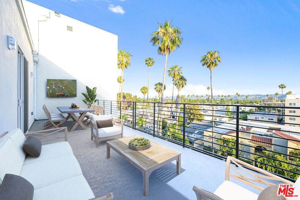 14811 Erwin Street - Photo 1