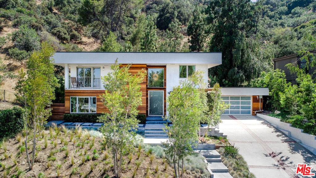 10832 Wrightwood Lane - Photo 1