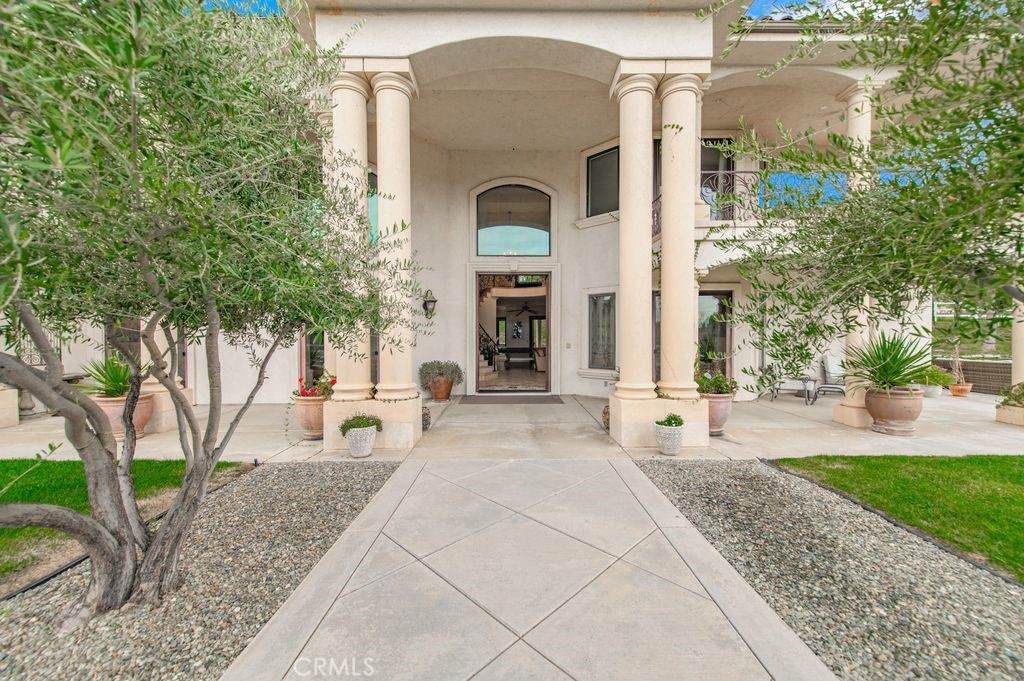 https://bt-photos.global.ssl.fastly.net/socal/orig_boomver_1_412524888-2.jpg
