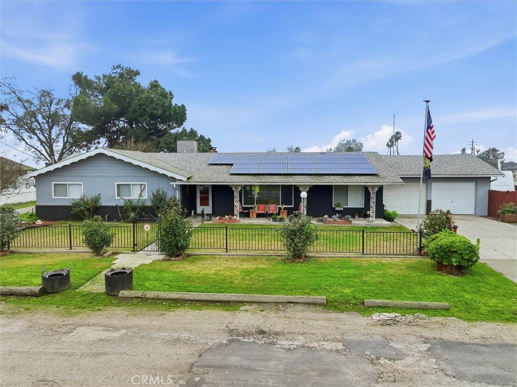 23468 Valeta Drive - Photo 1