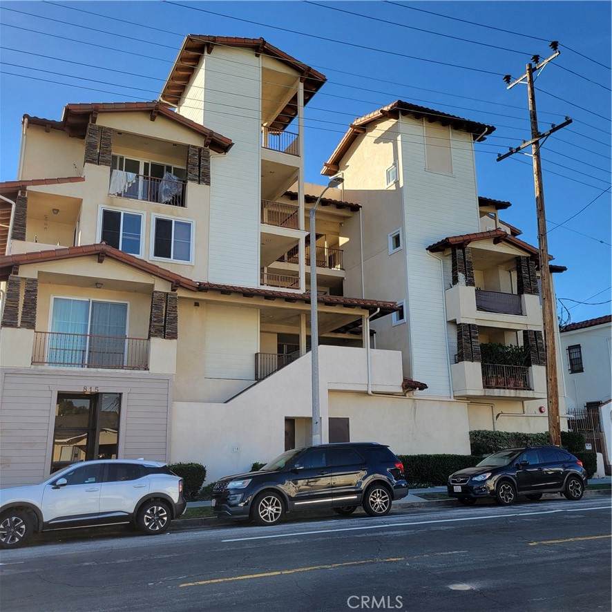 815 Grand Avenue - Photo 1