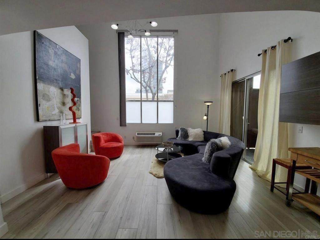 948 G Street - Photo 1
