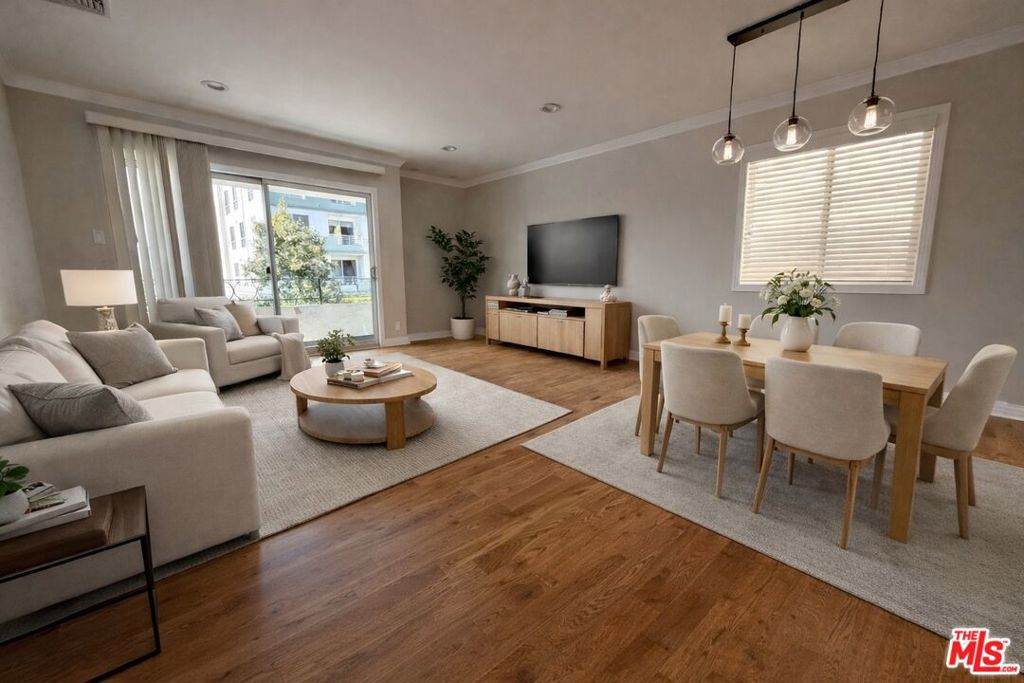 812 Alfred Street - Photo 1