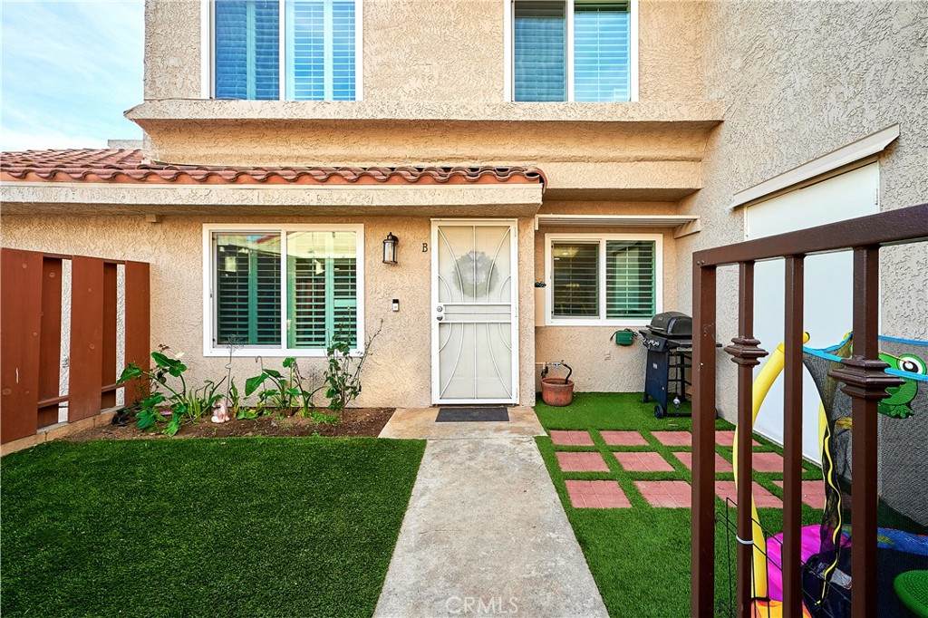 6949 Laguna Place - Photo 1