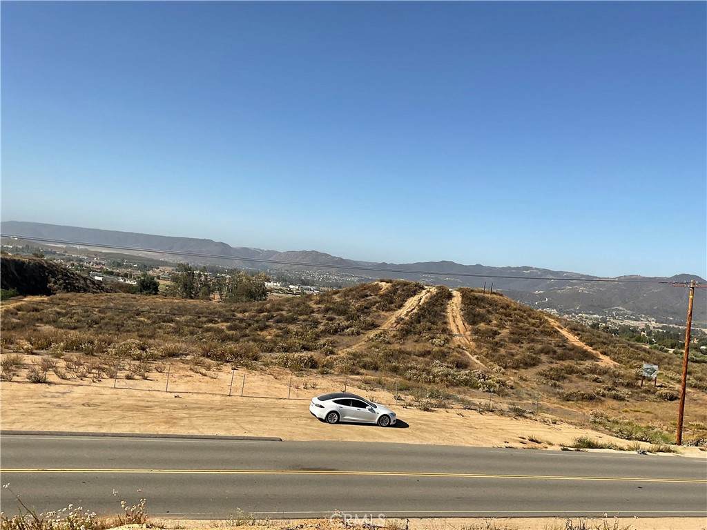 https://bt-photos.global.ssl.fastly.net/socal/orig_boomver_1_412933132-2.jpg