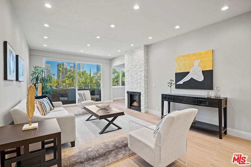 1557 Beverly Glen Boulevard - Photo 1