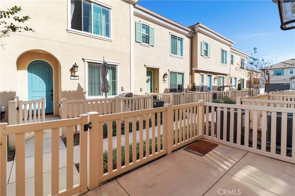 https://bt-photos.global.ssl.fastly.net/socal/orig_boomver_1_412949000-2.jpg