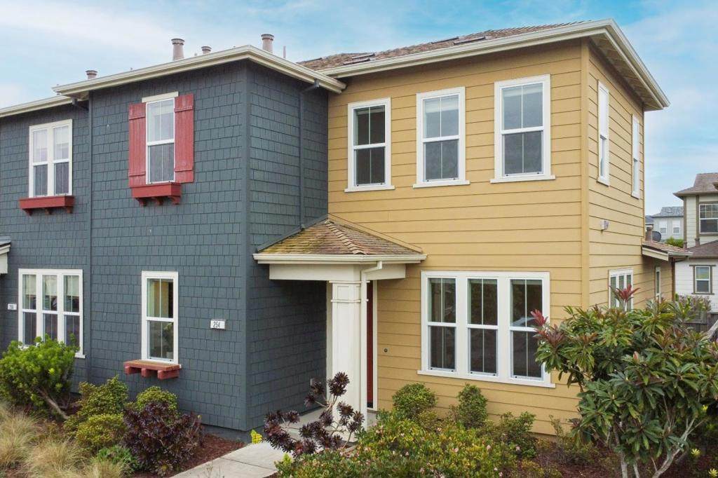 254 Boardwalk Avenue - Photo 1