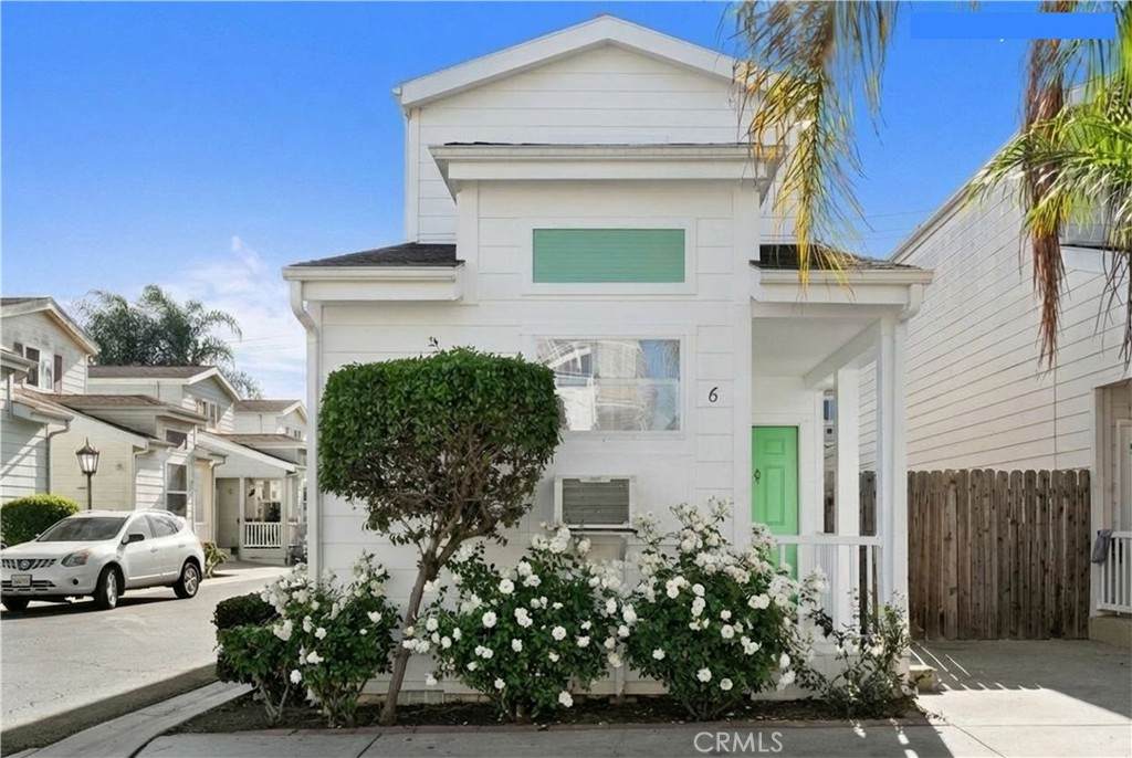 9921 Flora Vista - Photo 1