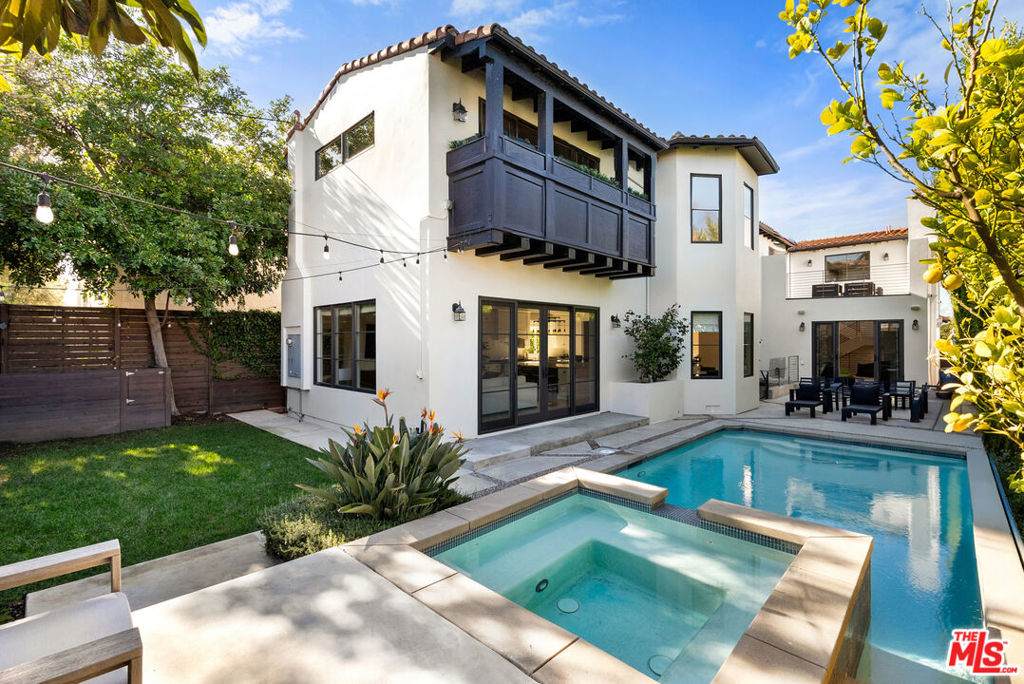 530 Alta Vista Boulevard - Photo 1