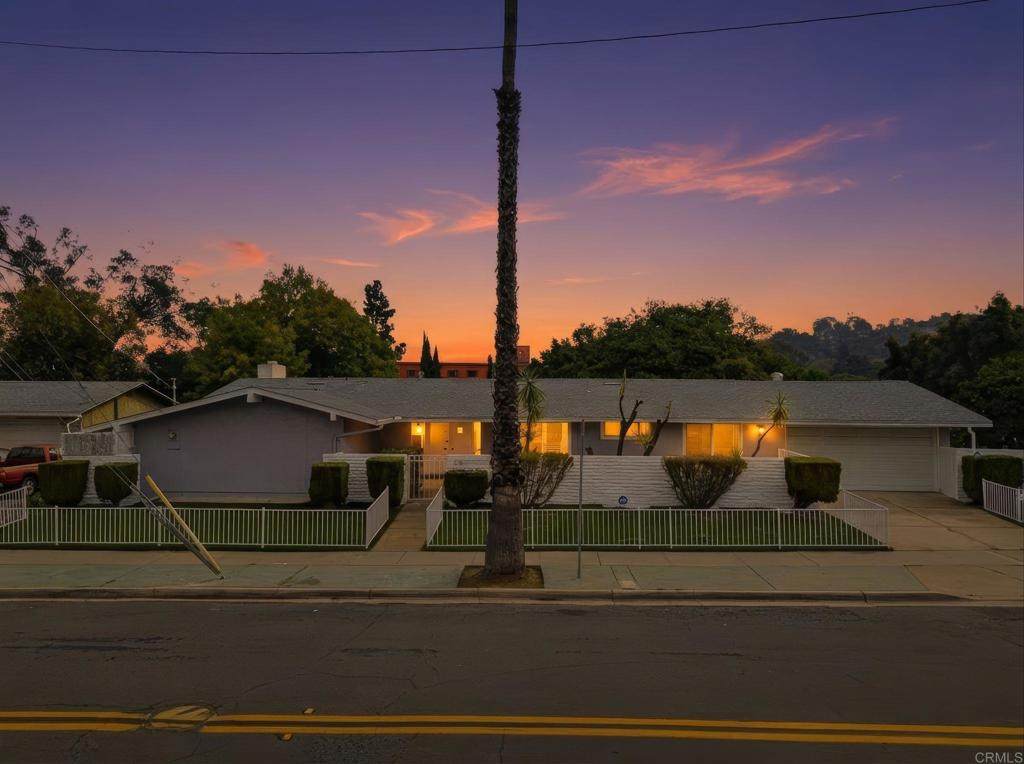 9490 Loren Drive - Photo 1