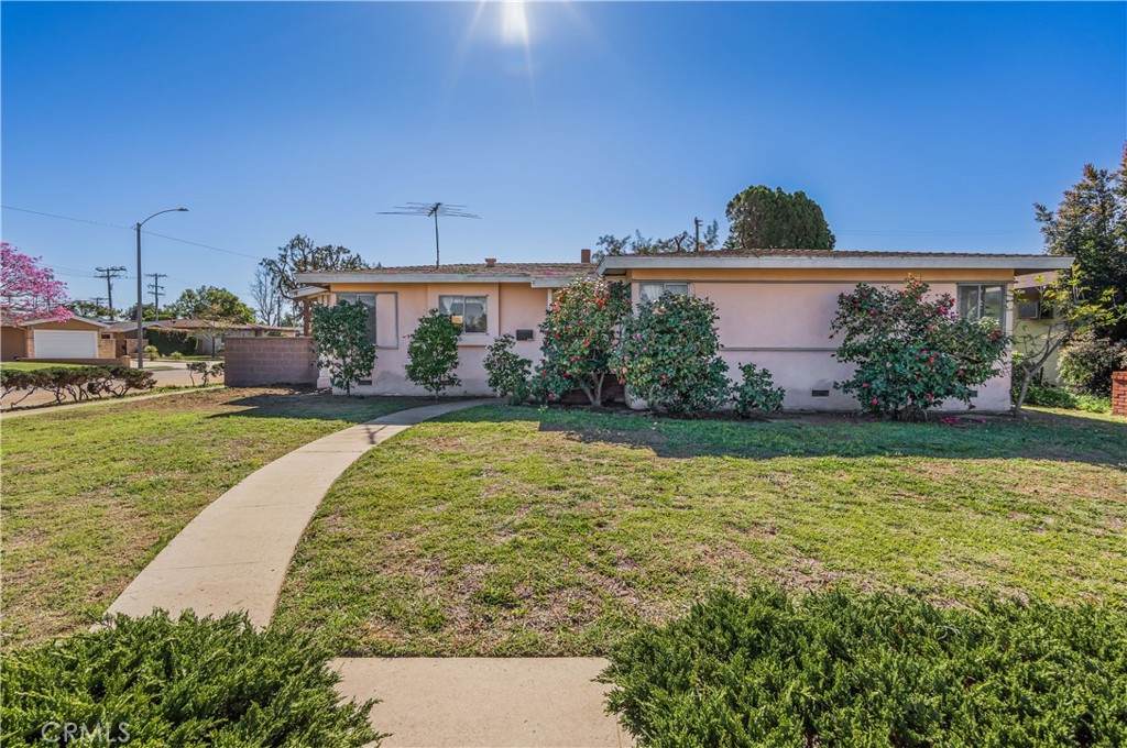 2420 Grivey - Photo 1