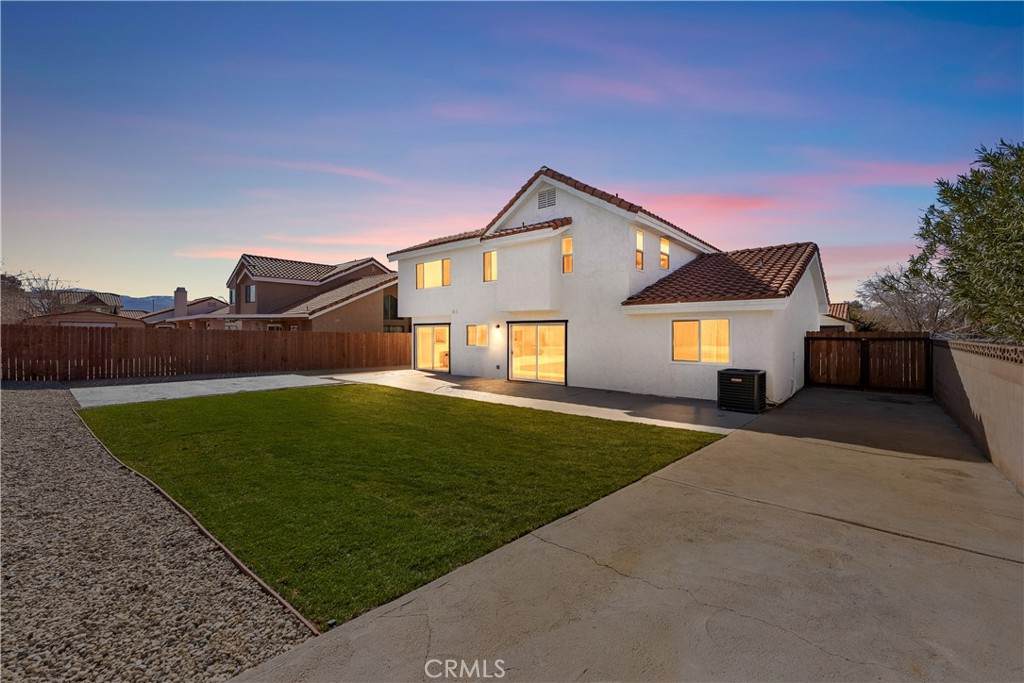 37634 Duffel Street - Photo 1