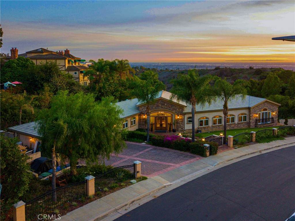 16186 Peterson - Photo 1