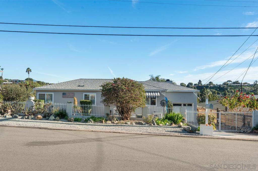 2017 El Prado Ave - Photo 1