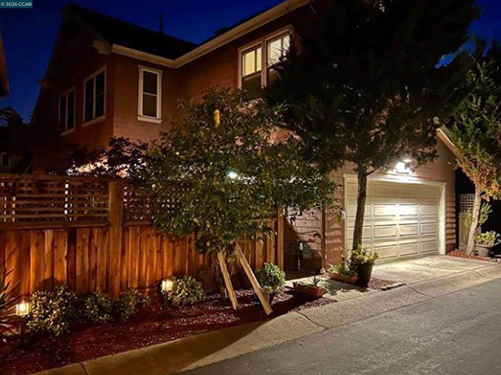 https://bt-photos.global.ssl.fastly.net/socal/orig_boomver_1_413390221-2.jpg