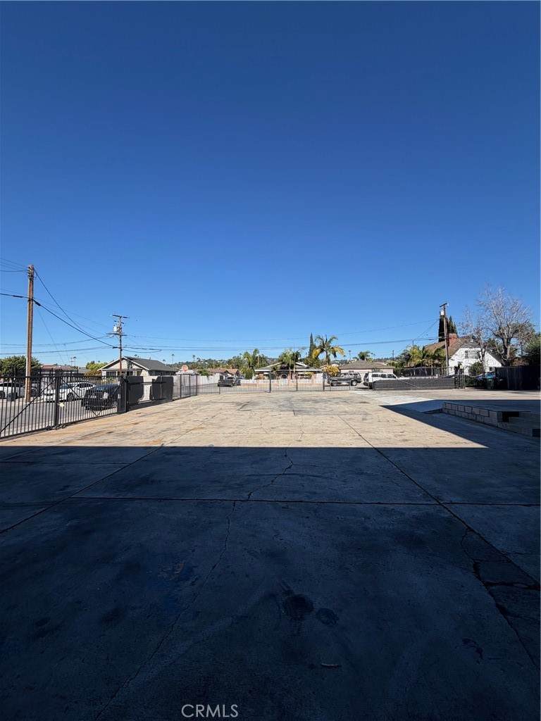 https://bt-photos.global.ssl.fastly.net/socal/orig_boomver_1_413420913-2.jpg
