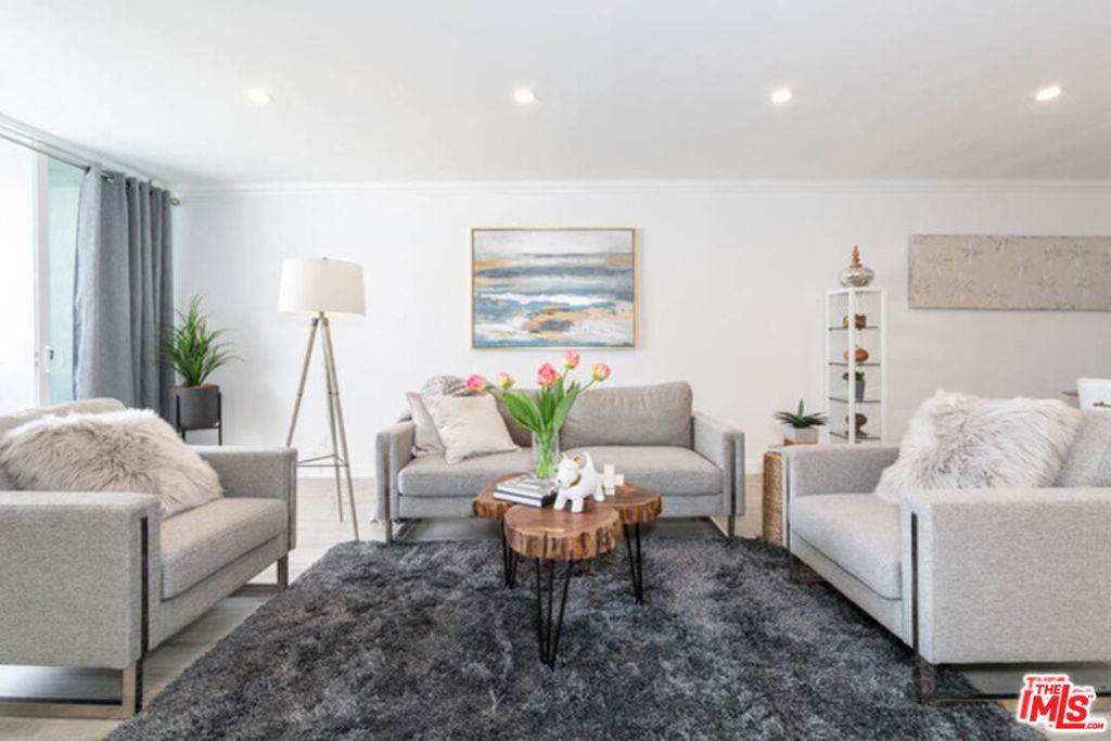 847 5th Street - Photo 1