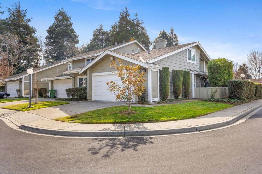 https://bt-photos.global.ssl.fastly.net/socal/orig_boomver_1_413459679-2.jpg