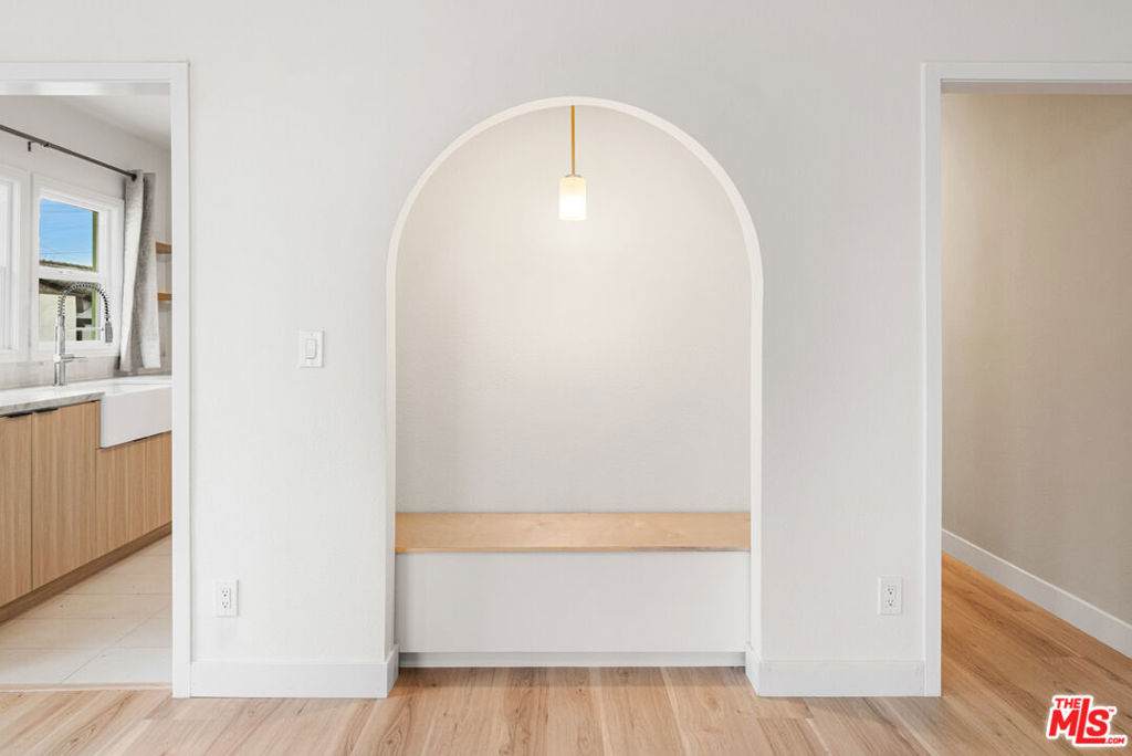 612 Romulo Street - Photo 1