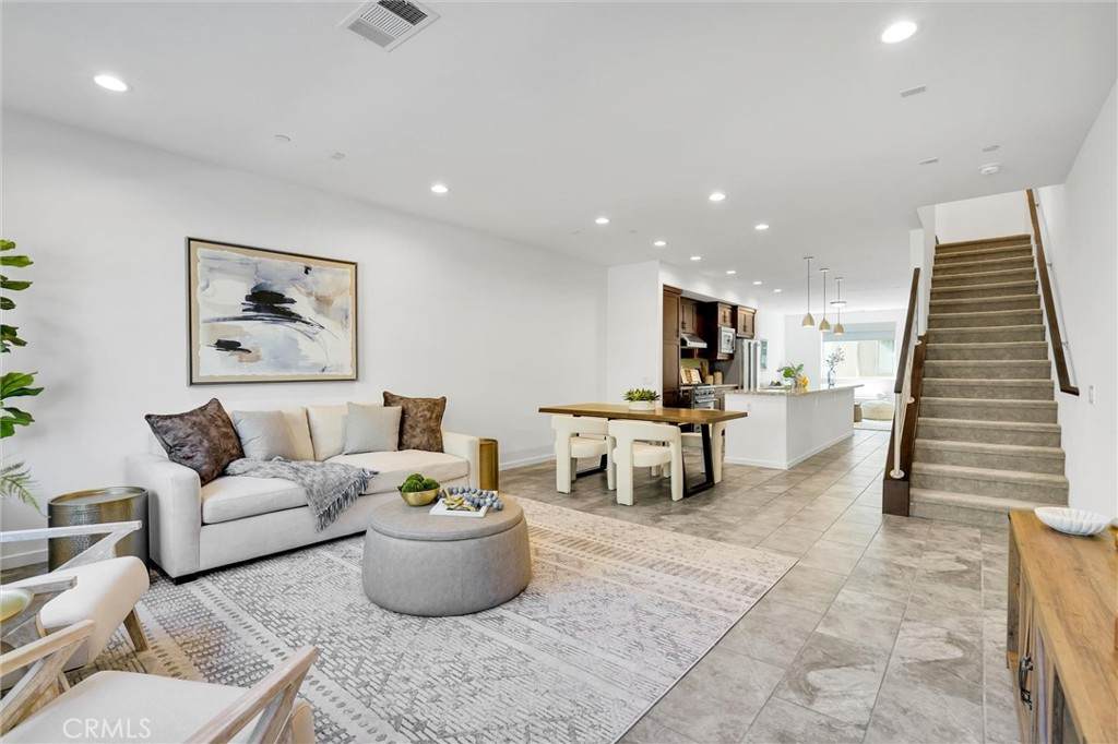 1512 Artesia Square - Photo 1