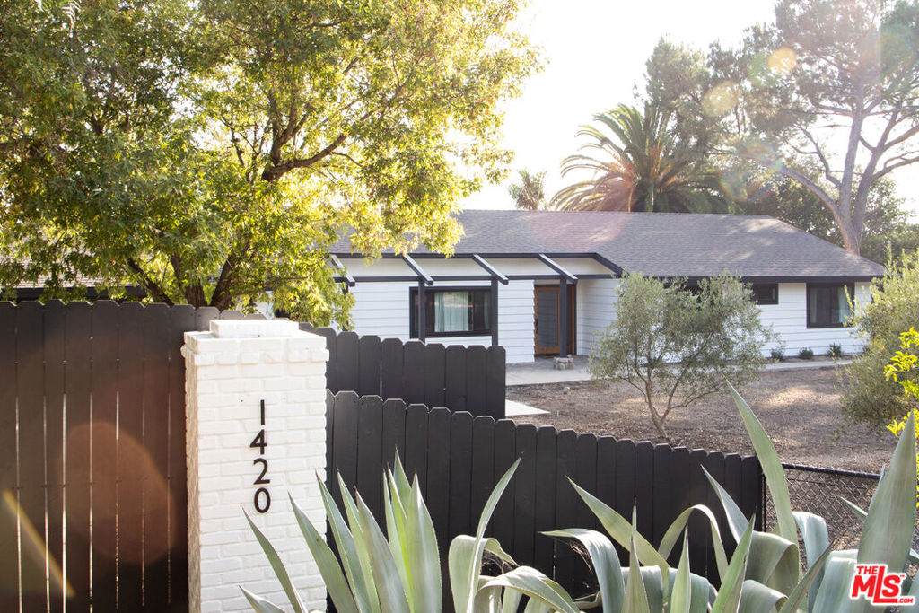 1420 Cuyama Road - Photo 1