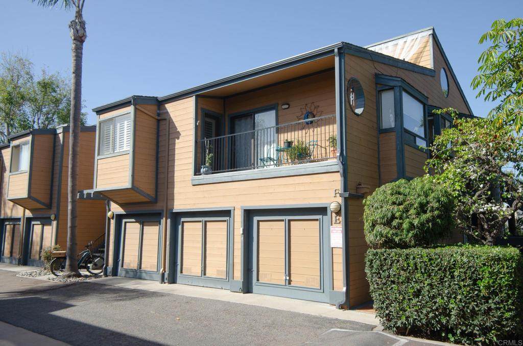 812 Kalpati Cir Apt E - Photo 1