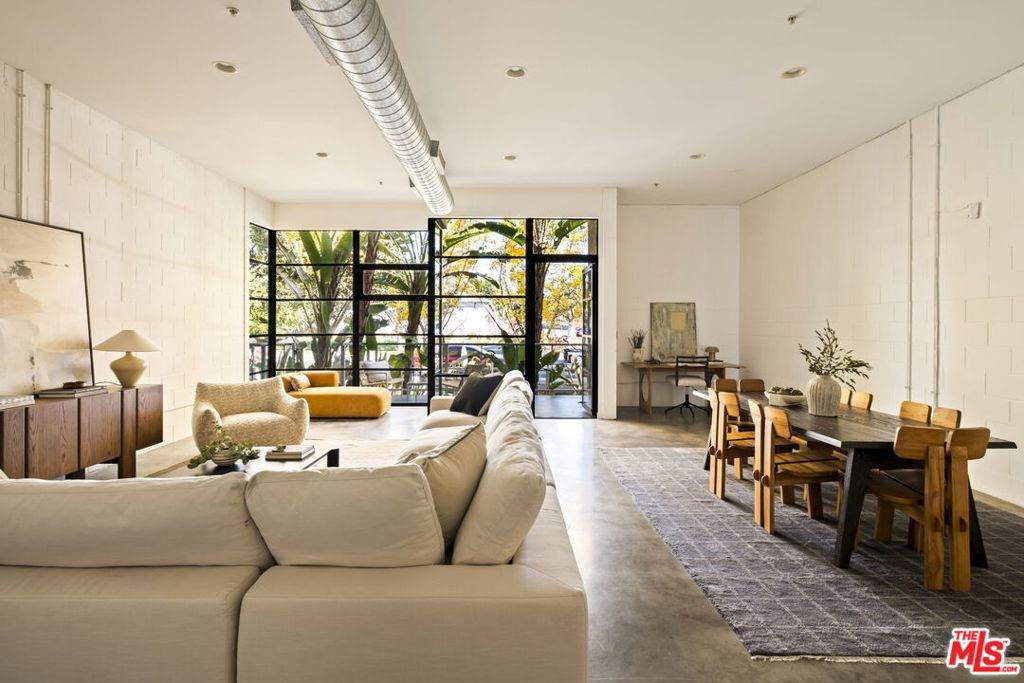 1534 17th Street - Photo 1