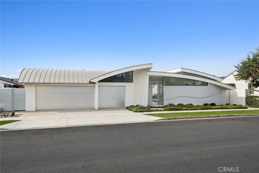 4607 Perham - Photo 1