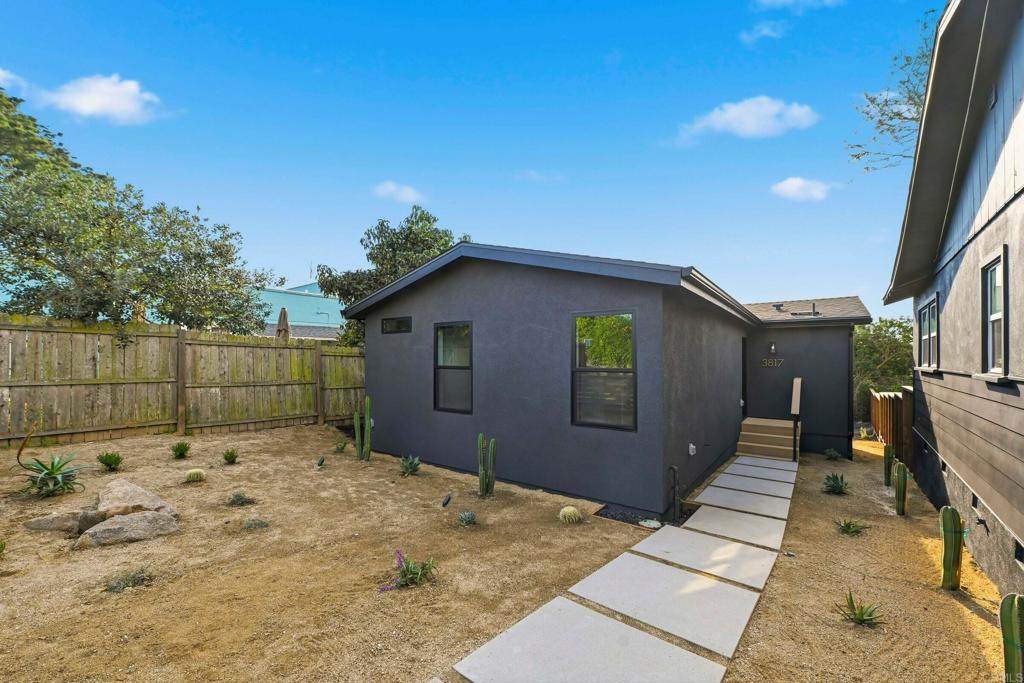 3817 Highland Drive - Photo 1