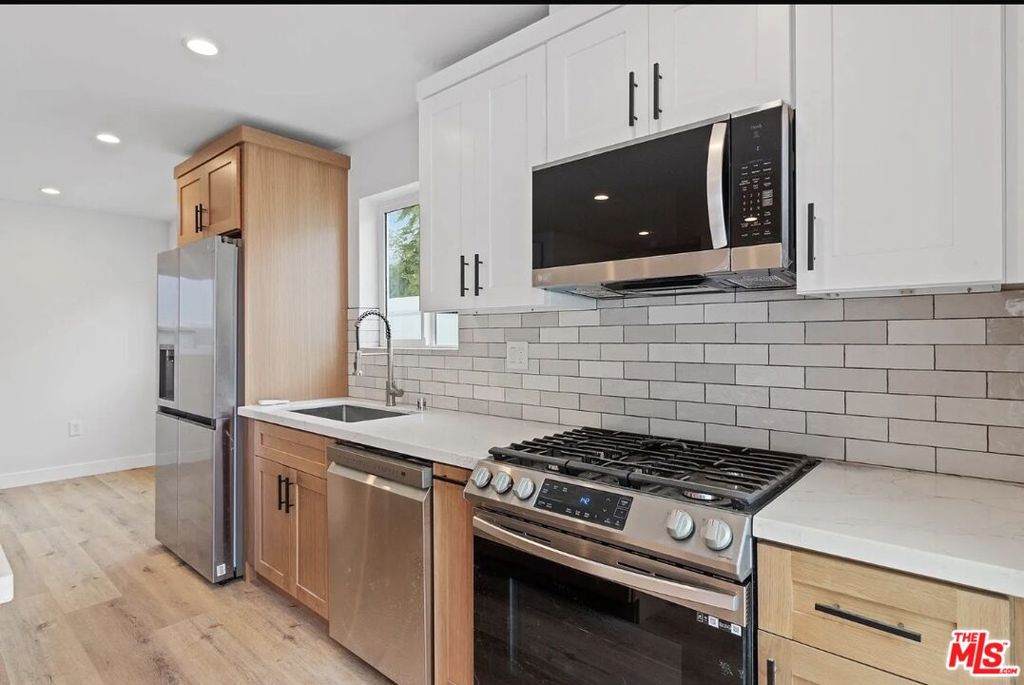 6321 Camellia Avenue - Photo 1