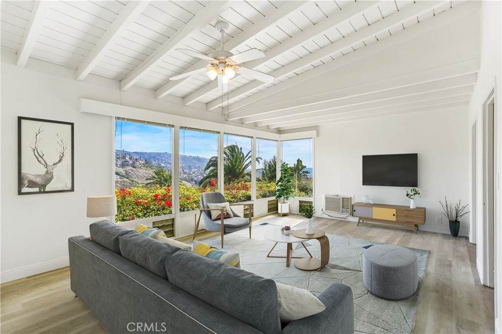 580 Poplar Street - Photo 1