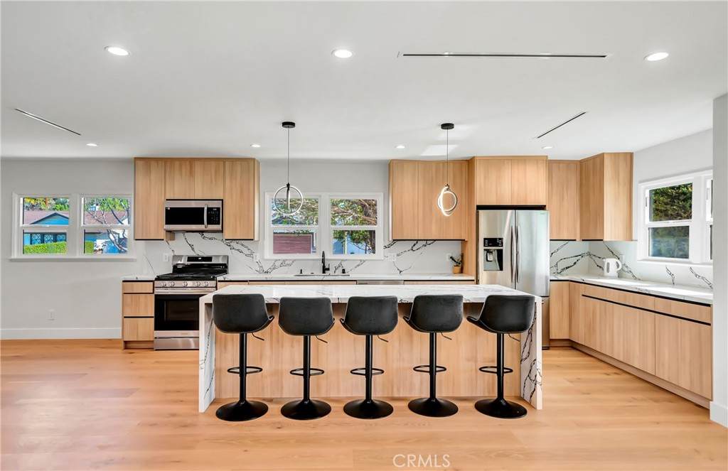 23635 Marylee St - Photo 1