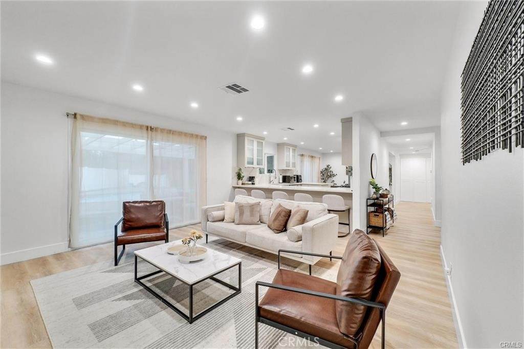 16129 Evans - Photo 1