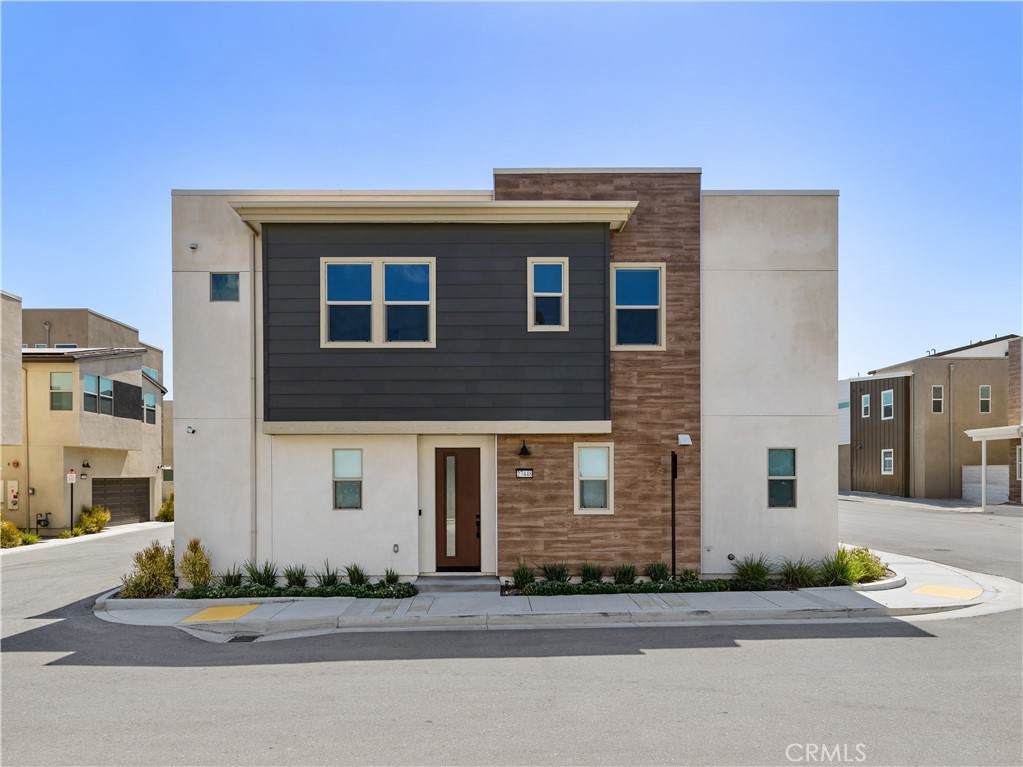 27448 Pioneer Court - Photo 1