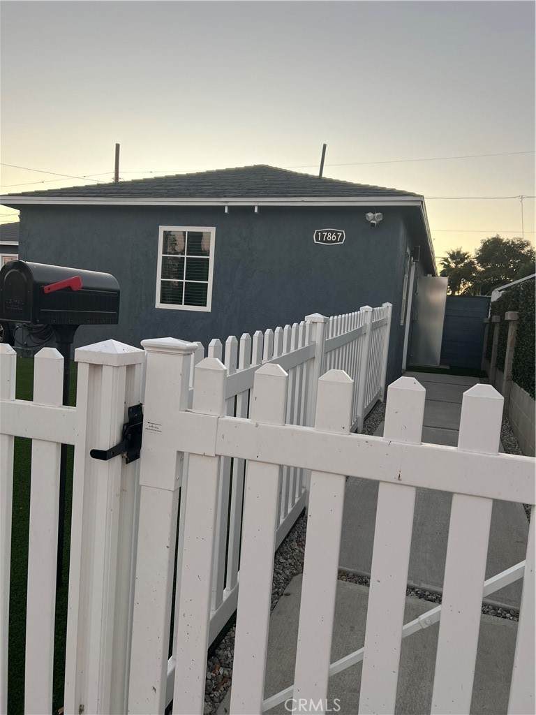 17869 Hemmingway - Photo 1