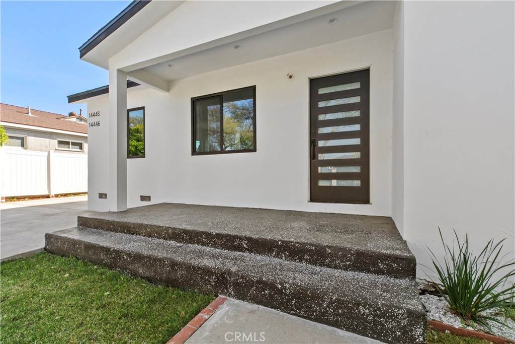 14448 Pinney Street - Photo 1