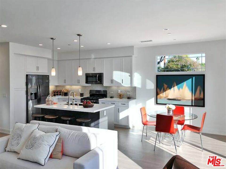 7105 Tampa Avenue - Photo 1