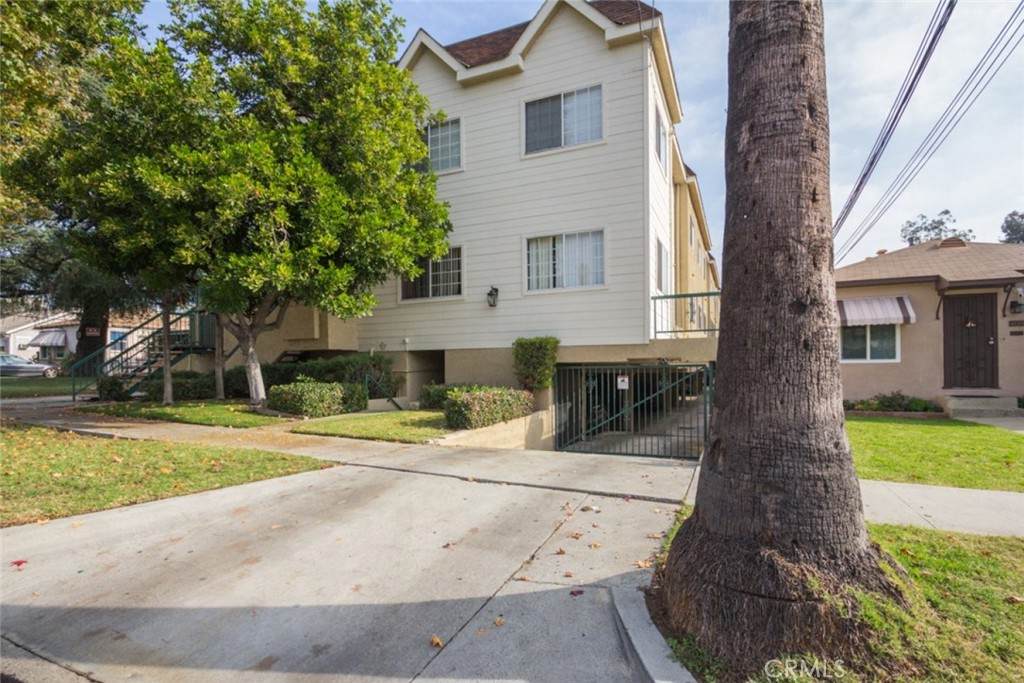 https://bt-photos.global.ssl.fastly.net/socal/orig_boomver_1_413880429-2.jpg