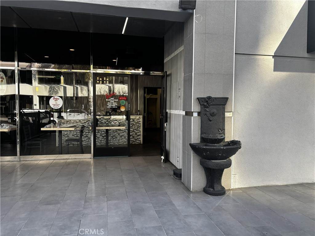 https://bt-photos.global.ssl.fastly.net/socal/orig_boomver_1_413890271-2.jpg