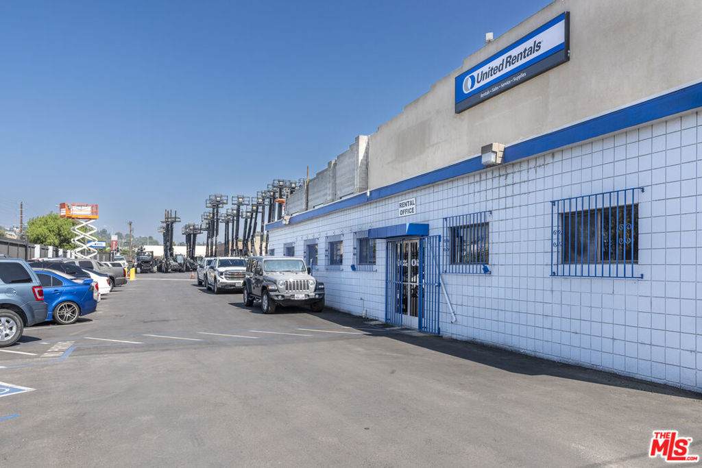 https://bt-photos.global.ssl.fastly.net/socal/orig_boomver_1_414275386-2.jpg