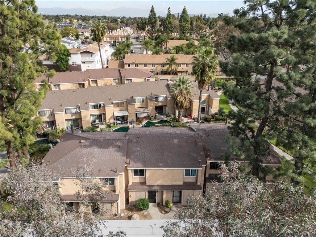 https://bt-photos.global.ssl.fastly.net/socal/orig_boomver_1_414302117-2.jpg