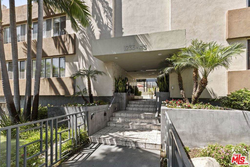 https://bt-photos.global.ssl.fastly.net/socal/orig_boomver_1_414316003-2.jpg