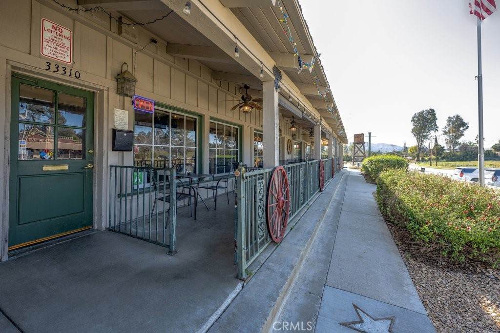 https://bt-photos.global.ssl.fastly.net/socal/orig_boomver_1_414326537-3.jpg